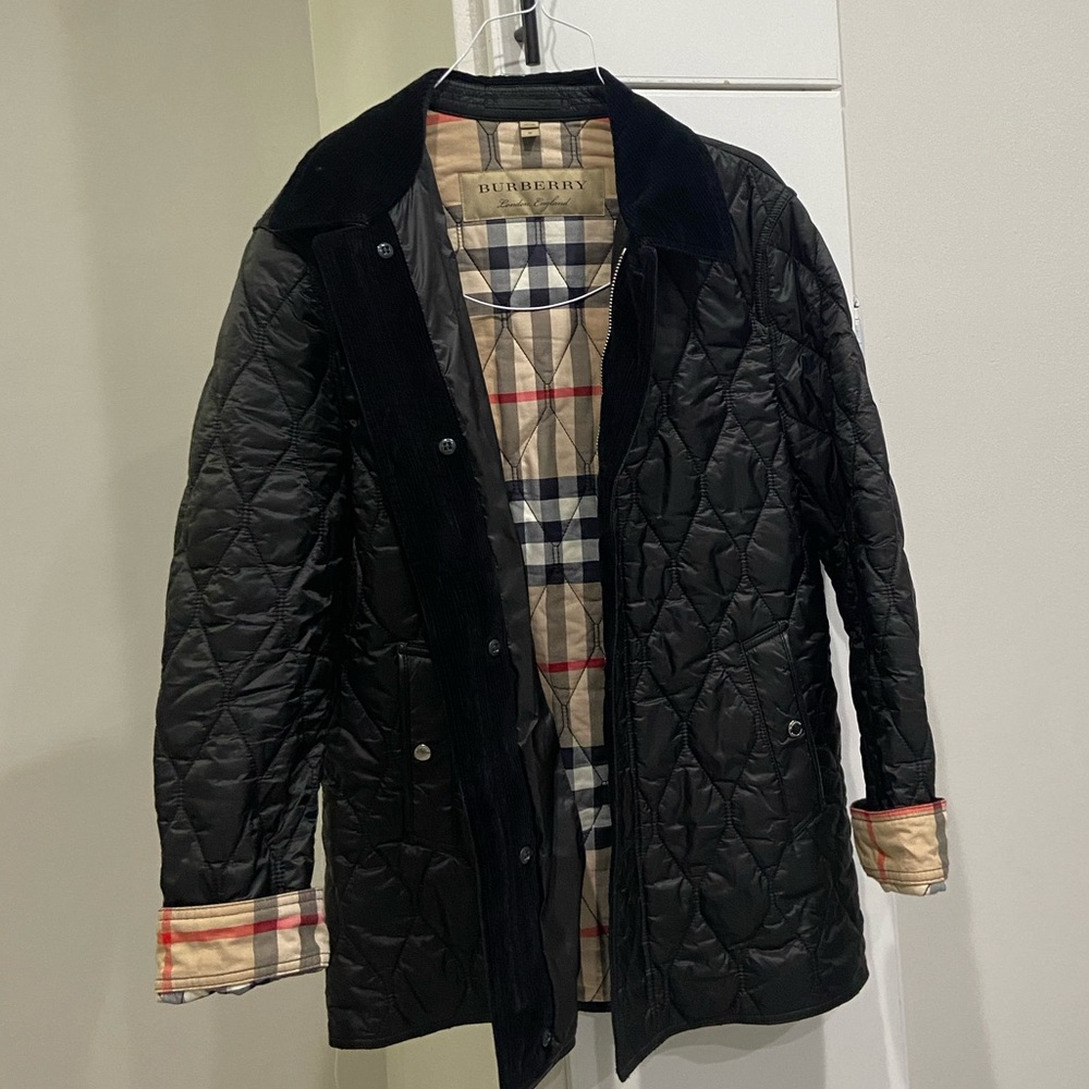 LIKE NEW AUTHENTIC BURBERRY JACKET FOR MEN!